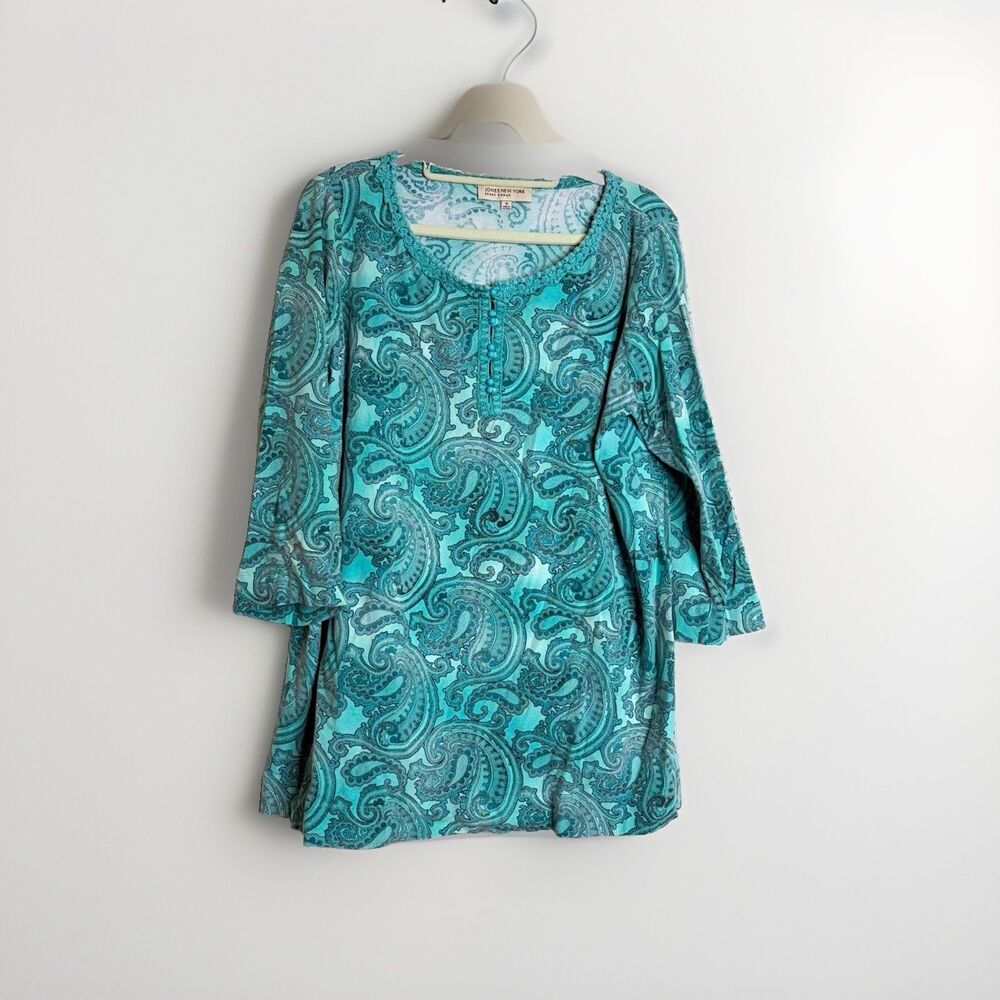 Jones New York Sport Woman 1X Plus Green Paisley 3/4 Sleeve Round Neck  Top